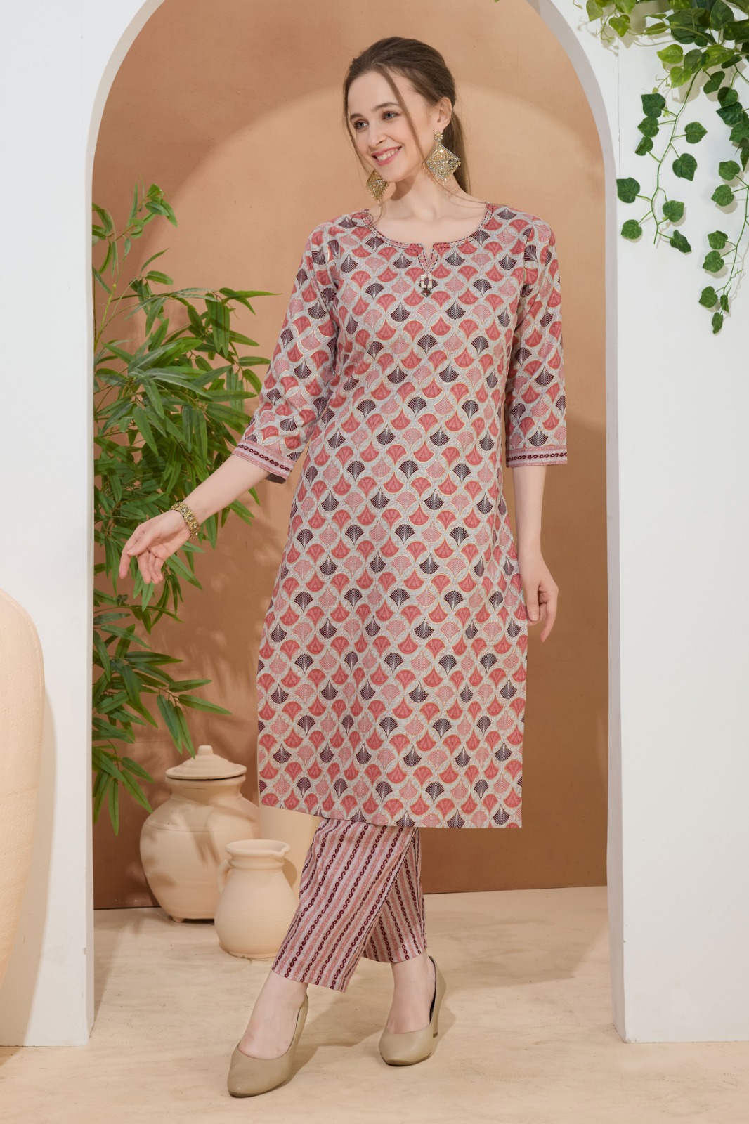 Glossorial Coral Round Neck Kurti Pant Suit For Women