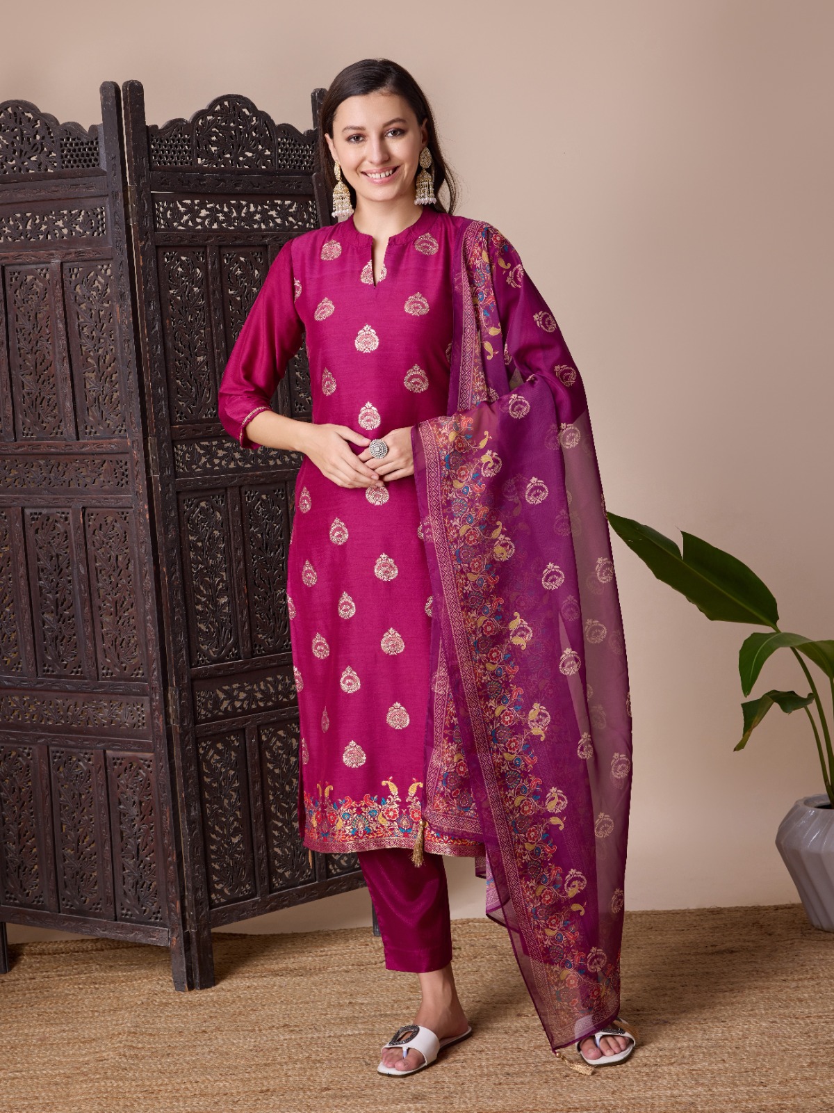 A blend of Silk and Organga Dupatta