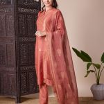 A blend of Silk and Organza Dupatta