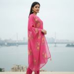 Floral Embroidered Thread Work Straight Kurta With Trousers And Dupatta